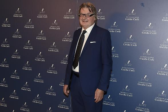 Geox ancora in rosso nell'ultimo anno. In calo le vendite, migliora il debito. In primavera l'aggiornamento del piano