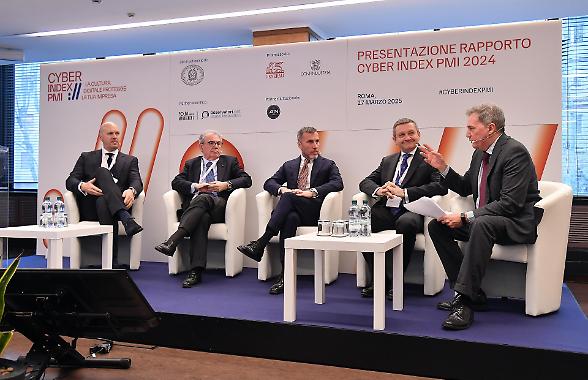 Cyber attacchi, in tre anni colpita un&rsquo;impresa su quattro