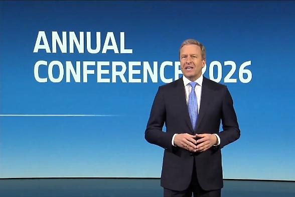 Bmw fa eccezione: profitti e vendite stabili nel 2025