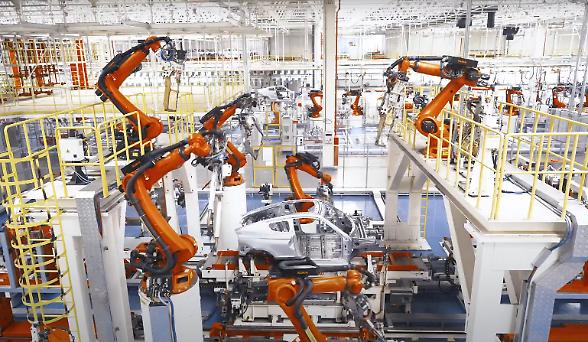 Leapmotor centra il primo utile della storia. E punta a nuovi progetti con Stellantis