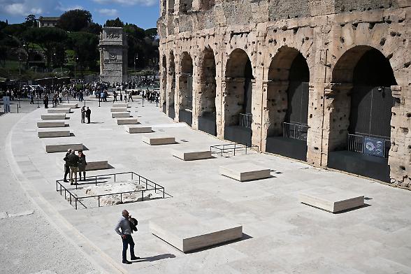 Il Colosseo cambia volto. Boeri restaura il versante Sud