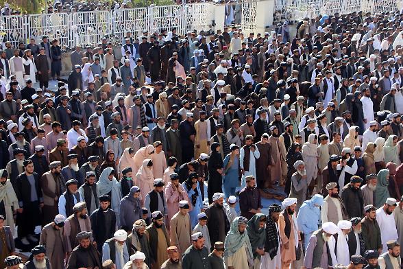 Tregua di cinque giorni tra Kabul e Islamabad per la fine del ramadan