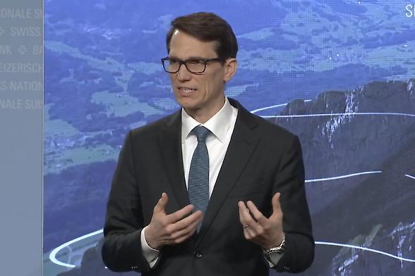 Nessun taglio anche in Regno Unito, Giappone e Svizzera