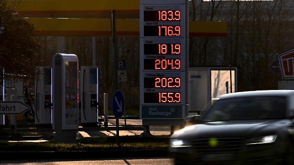 Bundesbank, la guerra in Iran compromette la ripresa tedesca