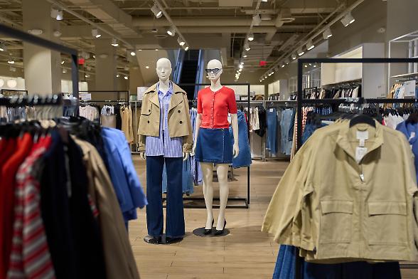 Zara torna a colpire:​ stavolta a suon di capsule firmata Willy Chavarria 