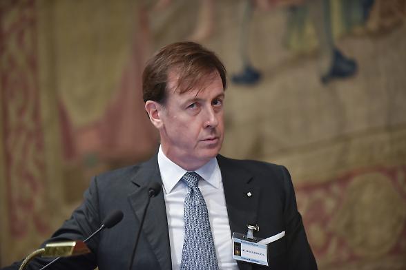 Mps, dalla Bce riserve su Palermo. Ma Iss lo promuove e boccia Maione