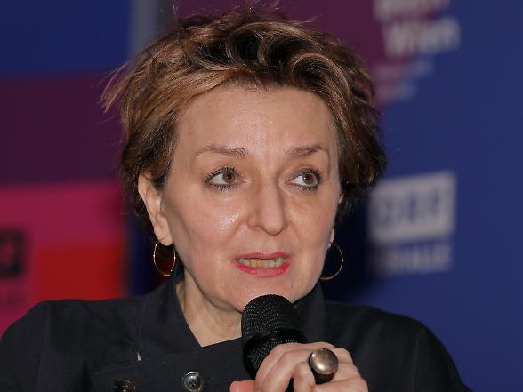 Eva Illouz, la riabilitazione delle emozioni e il mercato della felicit&agrave;