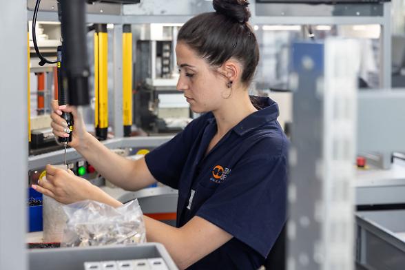 Metal Work cresce e acquisisce Signal. Conti in aumento