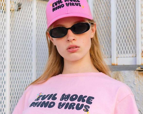 La t-shirt politica, tra protesta e marketing