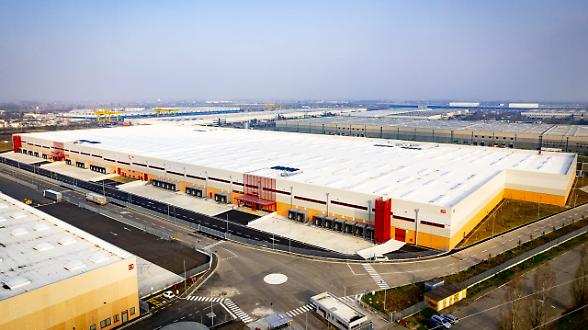 Con cinque magazzini nuovi spazi a Piacenza per il polo logistico