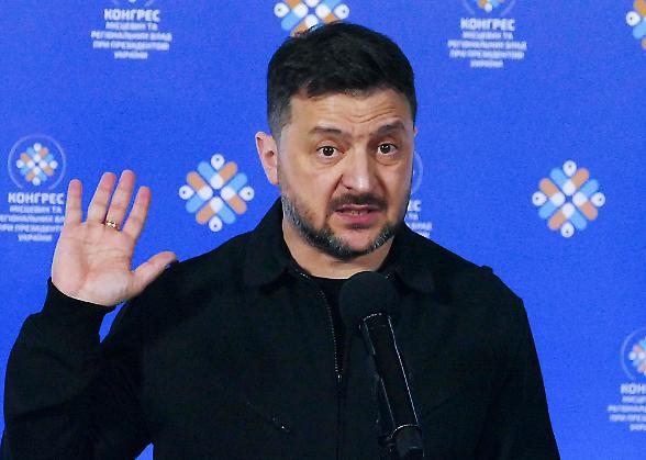 Ripartono i negoziati Mosca-Kiev. &laquo;Trilaterale nel prossimo futuro&raquo;