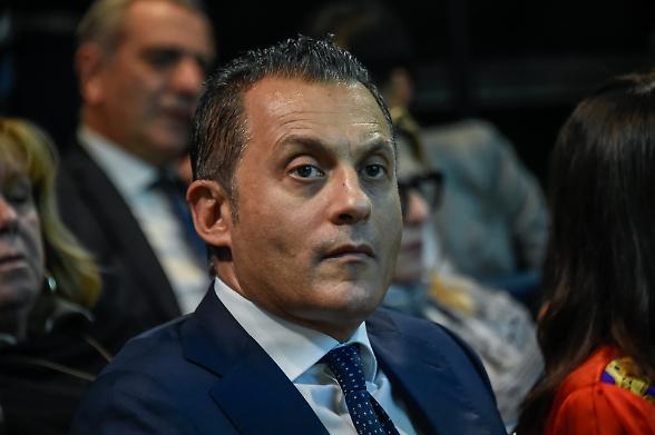 Dopo Leonardo ipotesi ribaltone a Terna. Da Enav potrebbe arrivare l'ad Monti