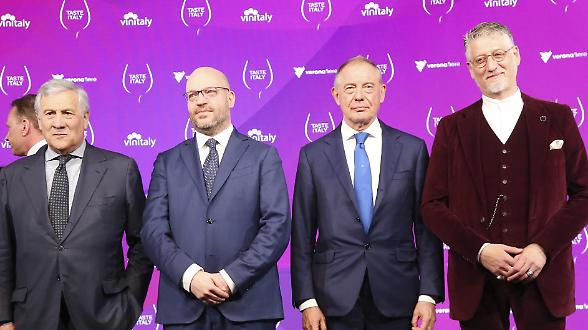 Vinitaly punta sull&rsquo;export. Urso: &laquo;Servono altri accordi&raquo;
