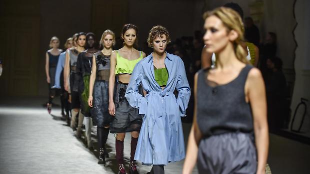 Fashion Week, brand alla ricerca dell&rsquo;identit&agrave; tra successi e flop