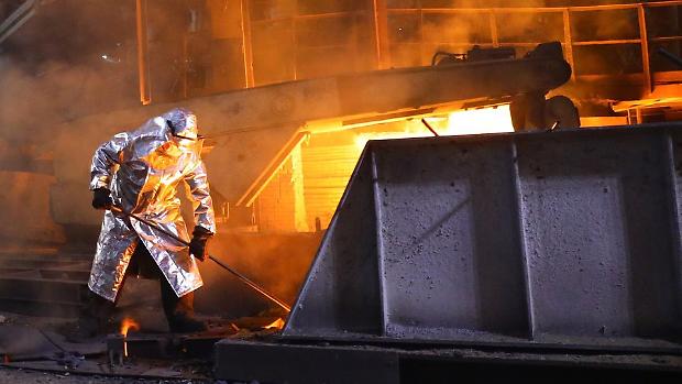 Industriali del Nord: &laquo;Non servono leggi ma tagli all'energia&raquo;