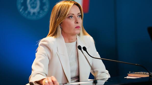 Emissioni, pressing dell&rsquo;Italia sul vertice Ue. Orsini chiede di fermare il mercato della Co2