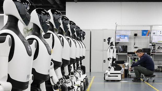 Robot umanoidi, primi (timidi) segnali. Sar&agrave; essenziale l&rsquo;Ia