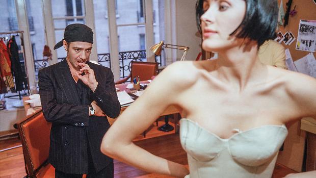 L&rsquo;enfant terrible, John Galliano da Zara: la moda cambia pelle