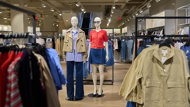 Zara torna a colpire:​ stavolta a suon di capsule firmata Willy Chavarria