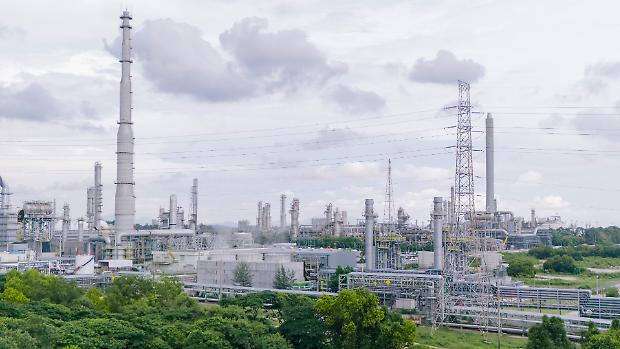 Mercato del carbonio, prima revisione dall'Ue. Le quote in surplus stabilizzeranno i prezzi