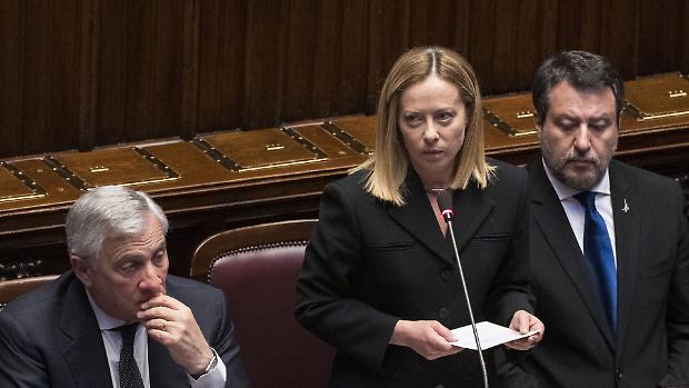 Meloni convoca a sorpresa un vertice di maggioranza. Al centro il Dfp e la crisi