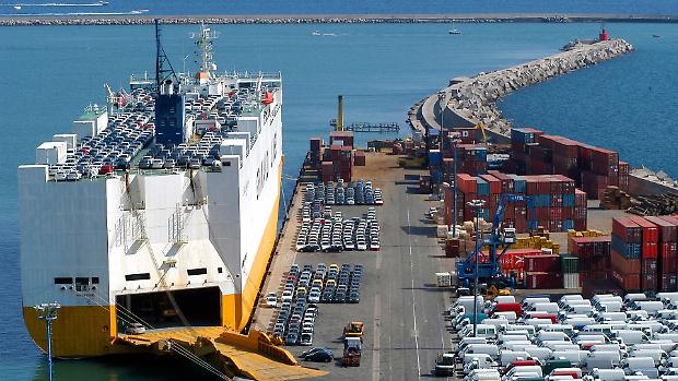 Golfo in guerra, per l&rsquo;auto europea nuova ondata di costi nel 2026