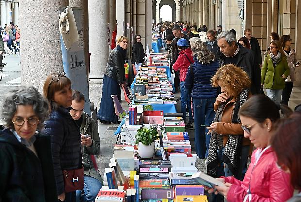 Librerie in crisi, il mercato non basta. Senza una svolta pubblica i quartieri si spengono