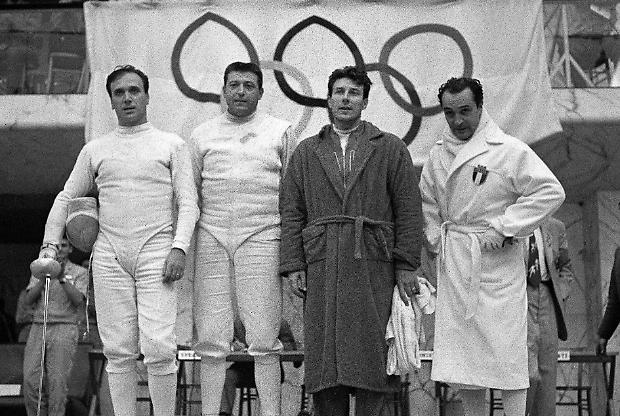 &laquo;Guardate lo stadio Olimpico gremito&raquo;. &laquo;L'Inno di Mameli accoglie il Presidente&raquo;. Cos&igrave; iniziarono i Giochi di Roma 1960