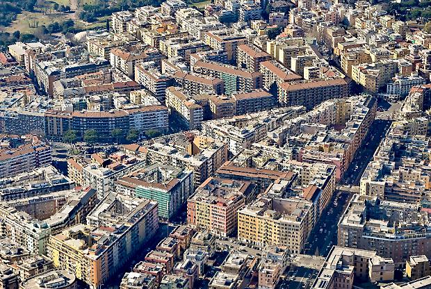 Mercato residenziale in crescita, ma l&rsquo;accesso alla casa rimane un obiettivo difficile per molte famiglie