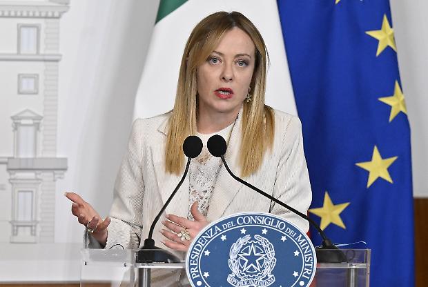 Iran, Italia non preavvisata dell'attacco. L'esecutivo frena: serve de-escalation